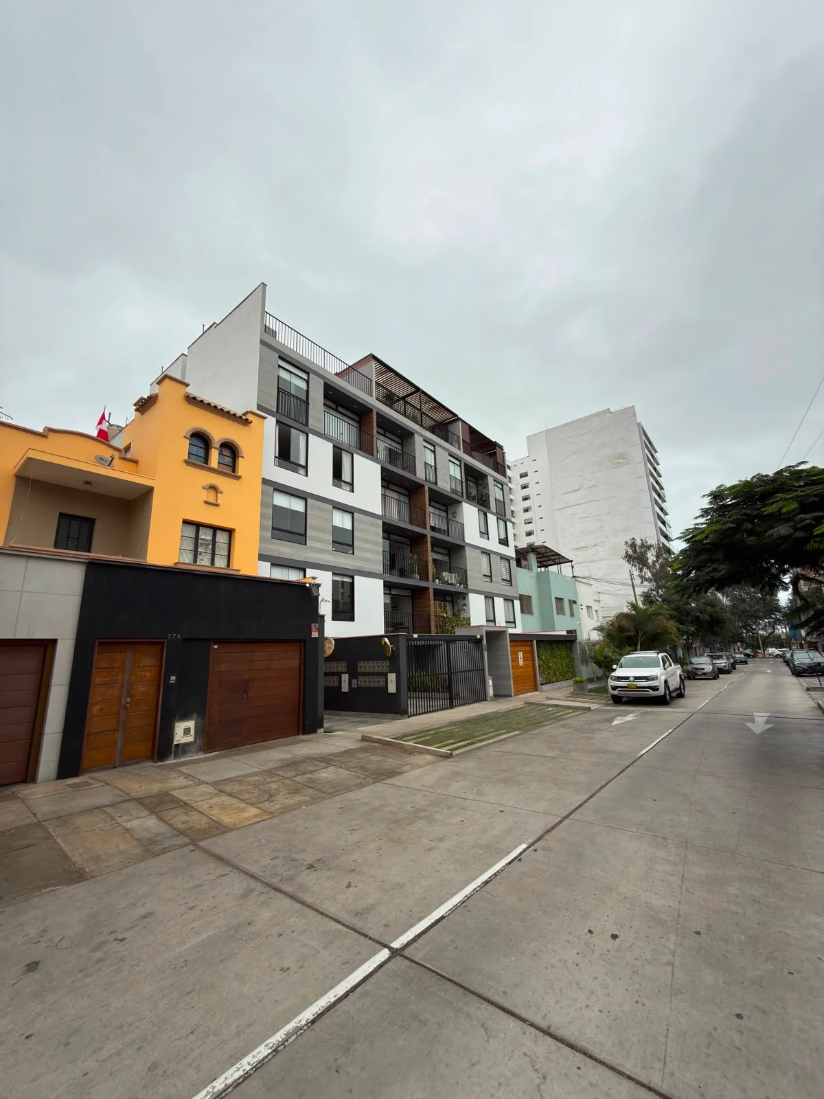 Edificio Daniel Carrión, San Isidro, Lima — cliente Doorman