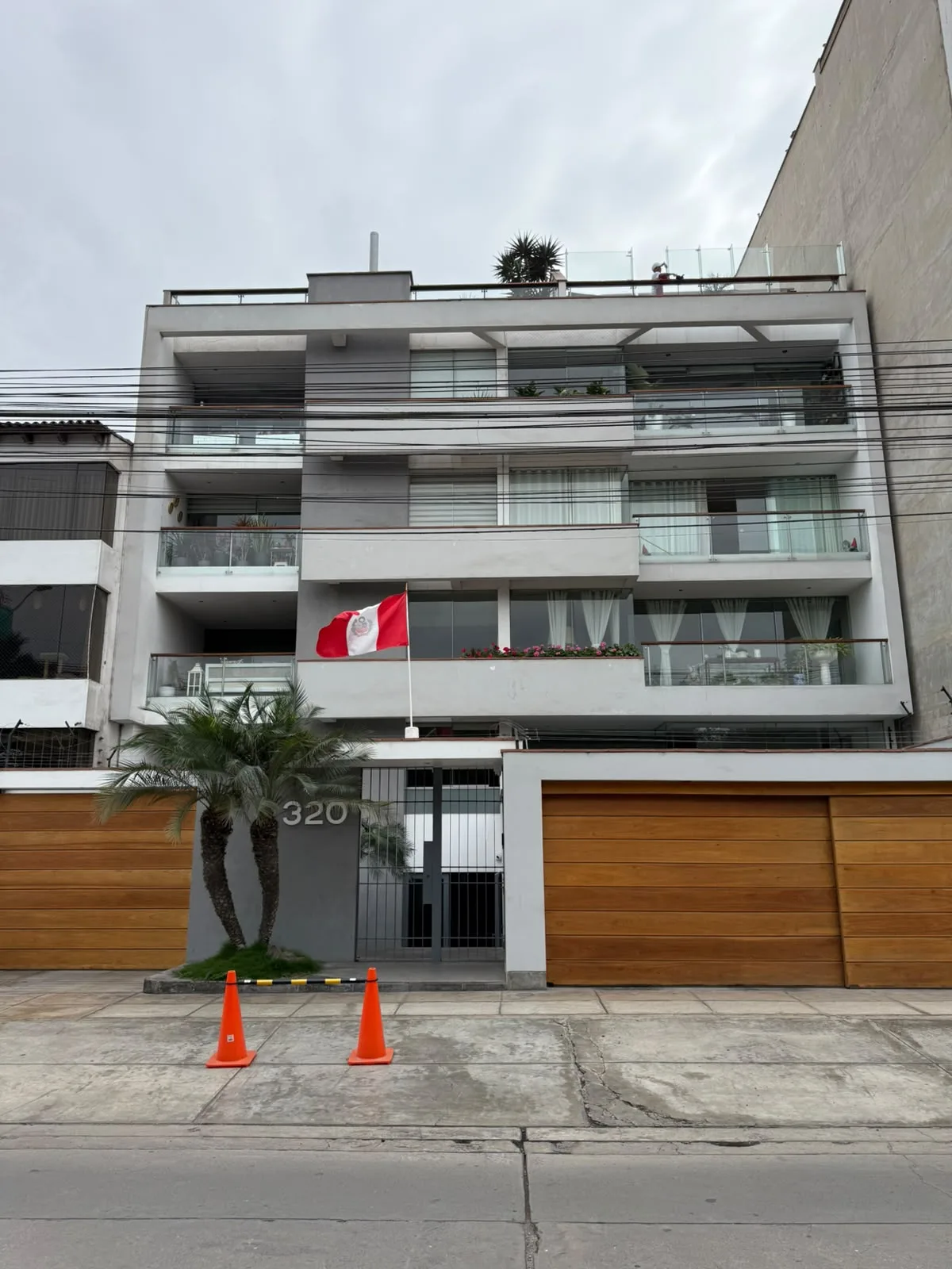 Edificio Monte Real, Surco, Lima — cliente Doorman