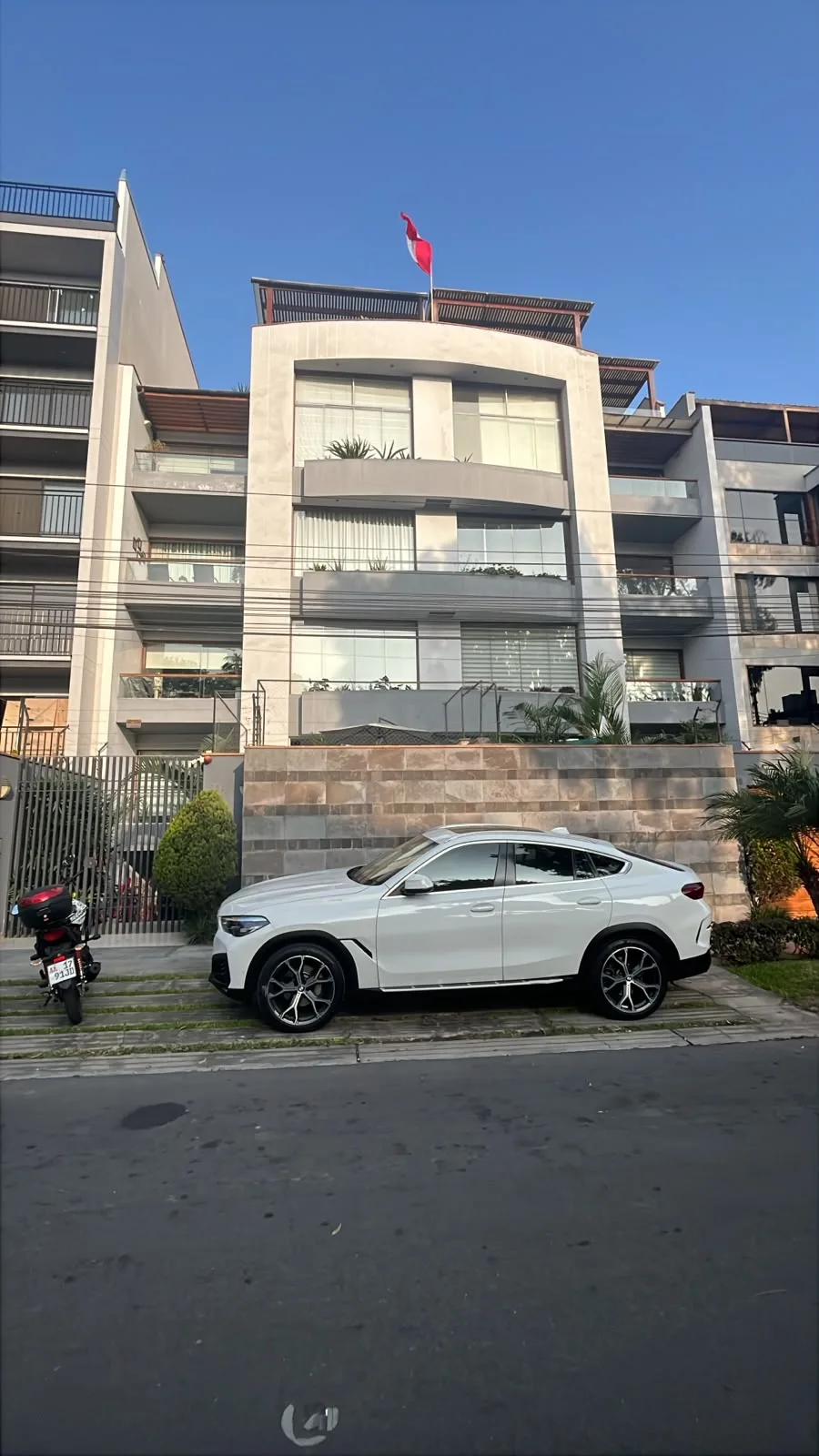 Edificio Precursores, Surco, Lima — cliente Doorman